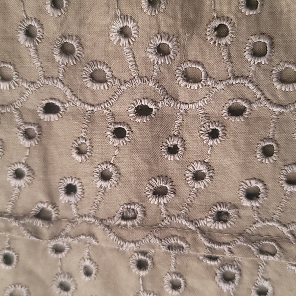 Ann Taylor Brown eyelet skirt - Picture 3 of 3